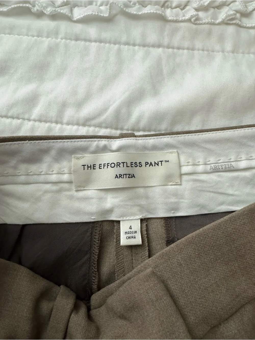 NWOT Aritzia Effortless Pants in Heather Nomad Taupe - Picture 3 of 4